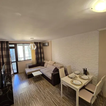 Appartement Center Sea Garden 2br Varna