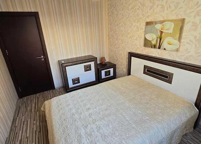 Center Sea Garden 2br 바르나