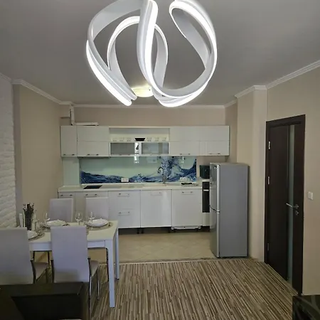 Center Sea Garden 2br