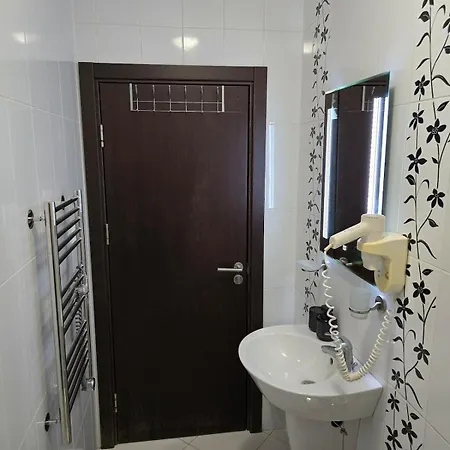 Center Sea Garden 2br