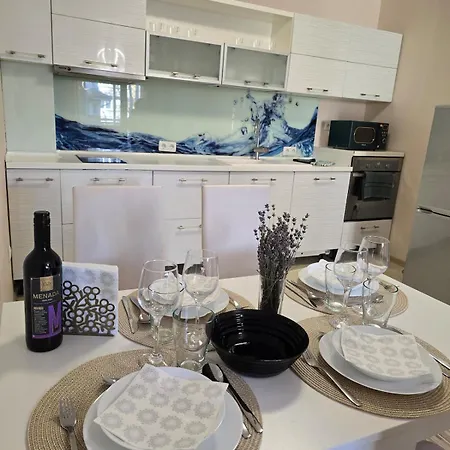 Center Sea Garden 2br Apartment Varna