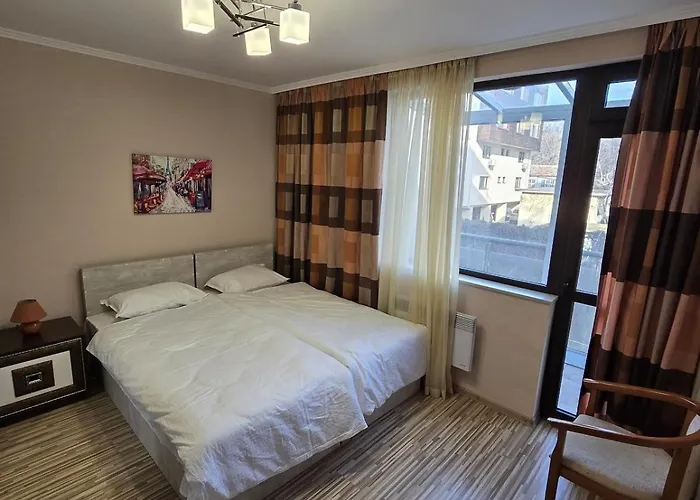 Center Sea Garden 2br Apartment